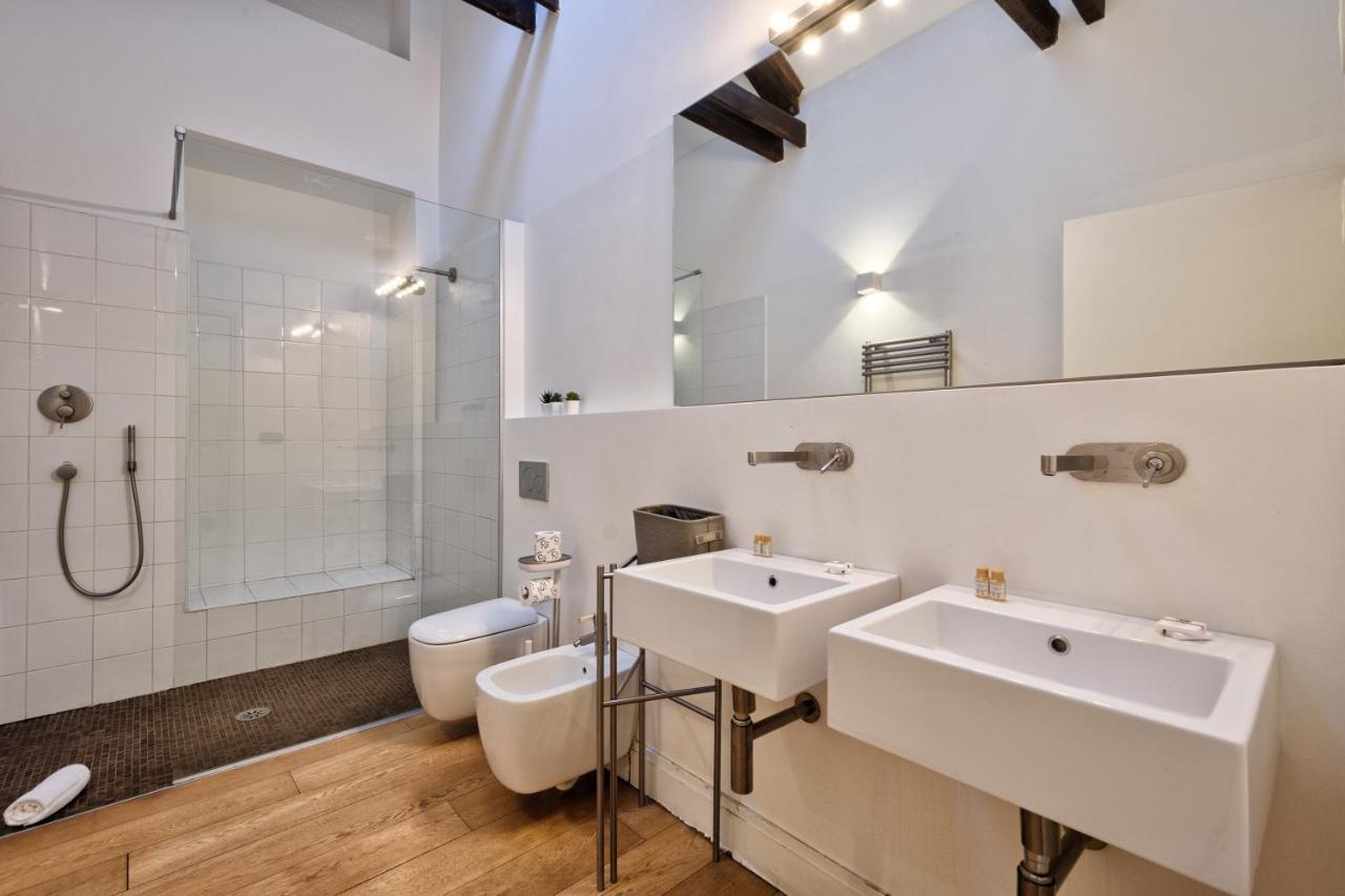 Stylish Apartment In The Heart Of Torino ภายนอก รูปภาพ